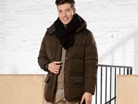 Интернет магазин предлагает куртки Фред Пери для дачного сезона